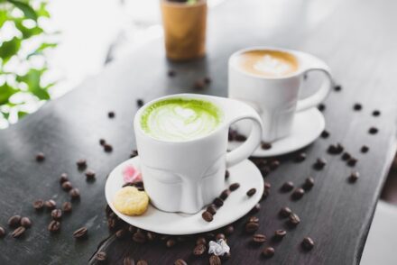 matcha latte et café