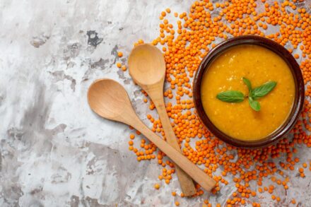 Soupe protéinée à base de lentilles corail