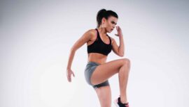 femme pratiquant le HIIT