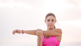 femme faisant du sport