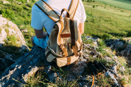 randonneur avec sac à dos
